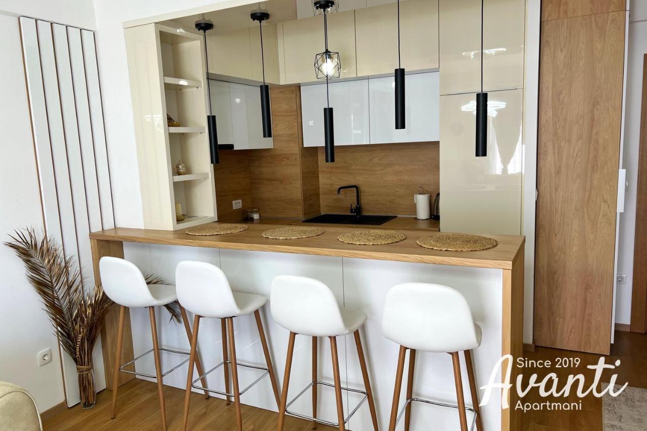 Apartmani Avanti Budva Eksteriør billede